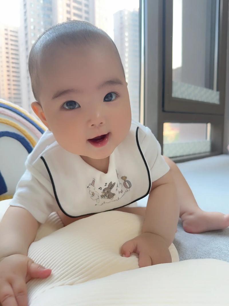 第三代代孕宝宝什么时候可以断奶